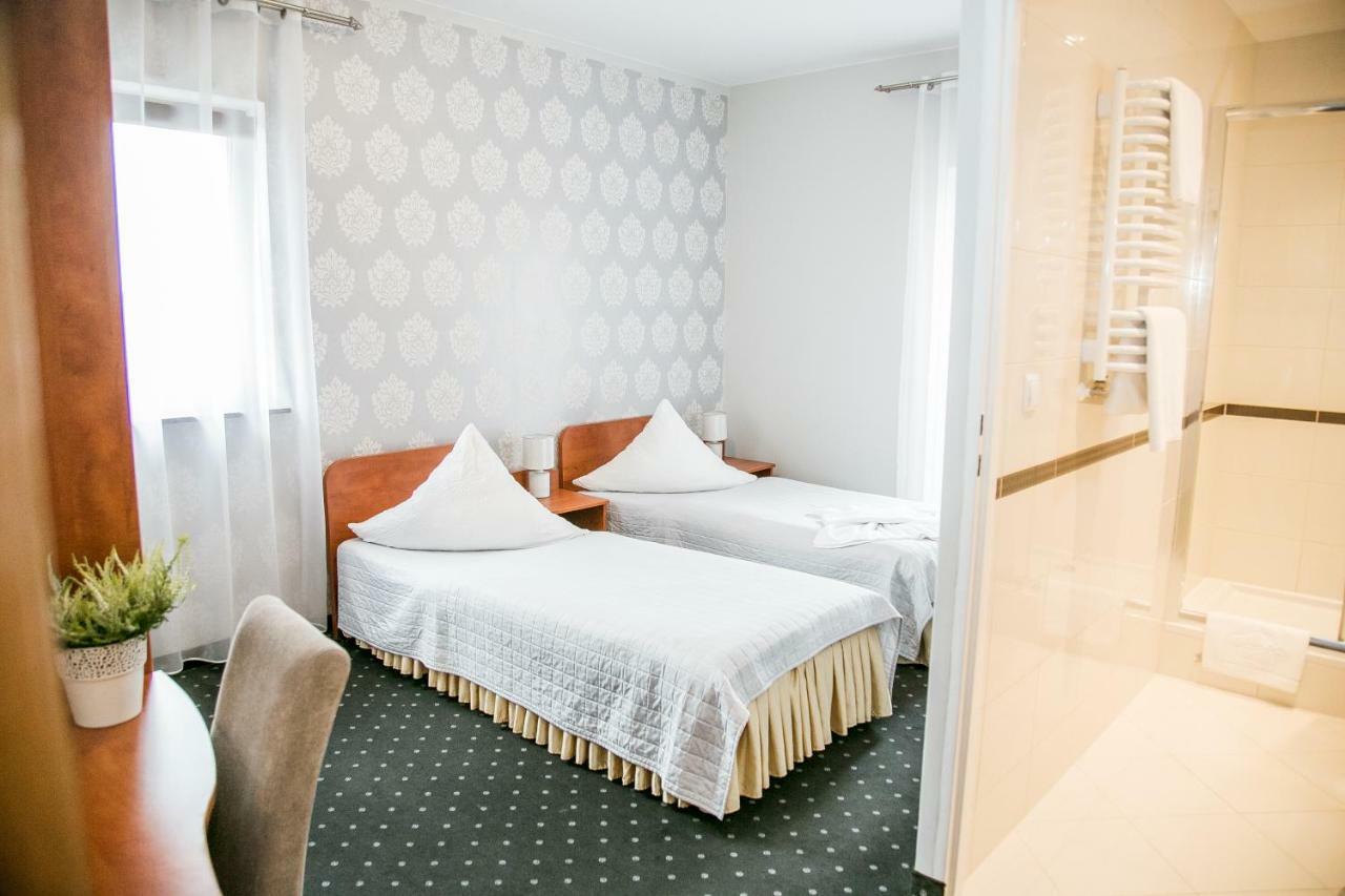 Hotel Oaza Prudnik Eksteriør billede